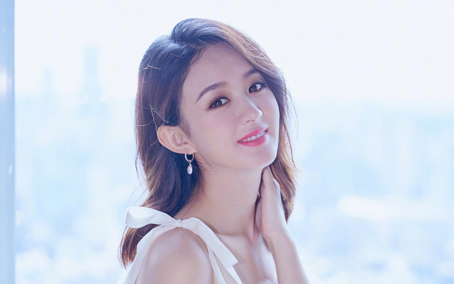 Kaiyun APP-安东·李恩：精准传球与出色的防守使他成为全黑队不可或缺的核心