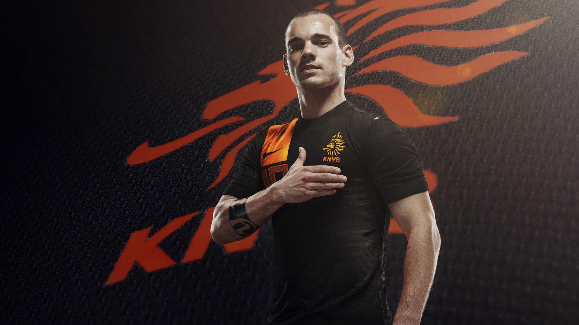 海滩排球明星挑战赛，海浪中的激情角逐，海滩打排球