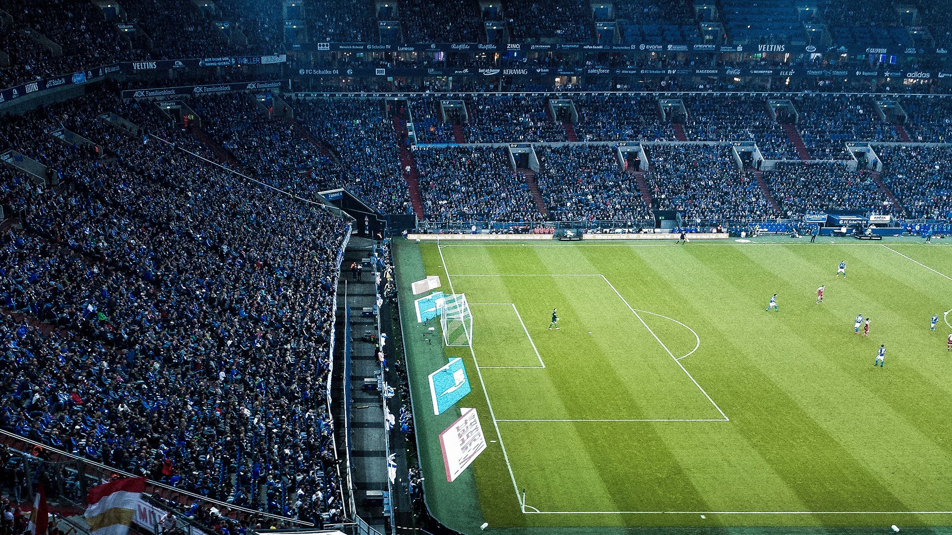 开云电竞赛事-电竞产业与传统体育的融合：赛事合作与人才交流，电竞和传统体育